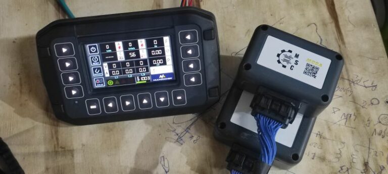 CAT 374 NG diesel-to-electric conversion: MOBA display, controllers and A4U device