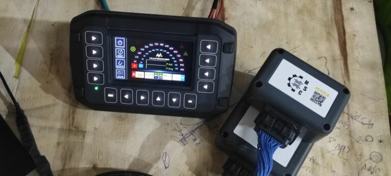 CAT 374 NG diesel-to-electric conversion: MOBA display, controllers and A4U device